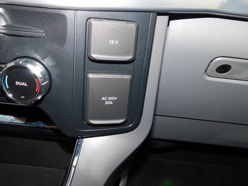 New 2026 Ford F150 Lariat w/ Equipment Group 501A Mid image 40