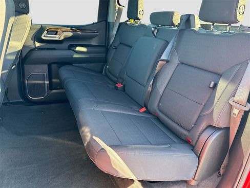Used 2025 GMC Sierra 1500 Elevation image 24