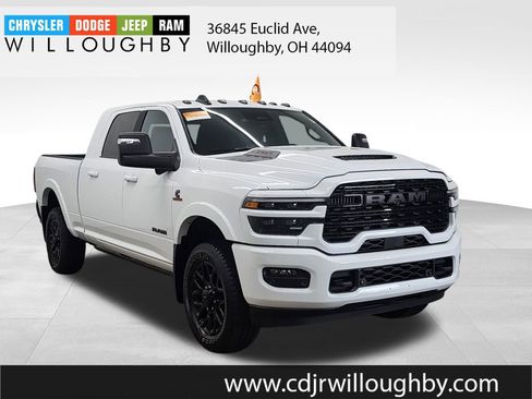 Used 2025 RAM 3500 Limited image 3