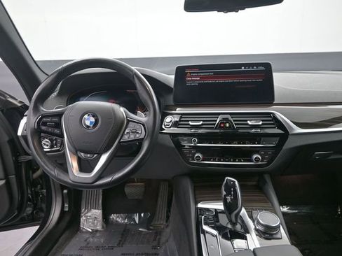 Used 2022 BMW 530i xDrive w/ Premium Package AWD/4WD image 15