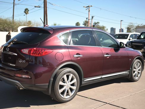 Used 2017 INFINITI QX50 2WD image 5