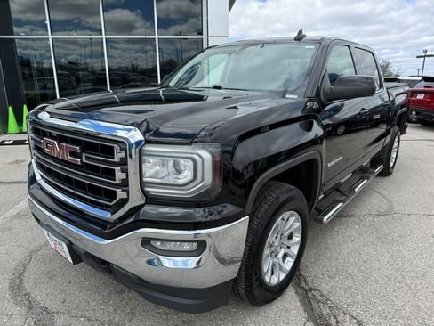 Used 2016 GMC Sierra 1500 SLE w/ SLE Preferred Package image 3