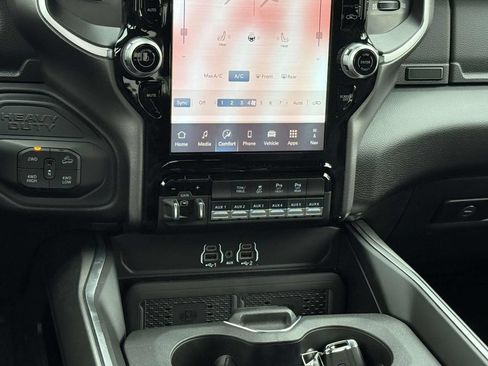 New 2026 RAM 2500 Big Horn AWD/4WD image 20