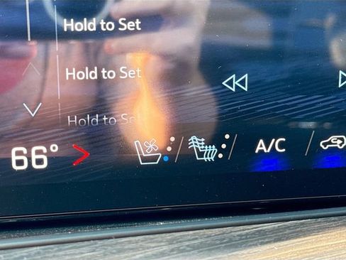 New 2025 Chevrolet Tahoe Premier image 22