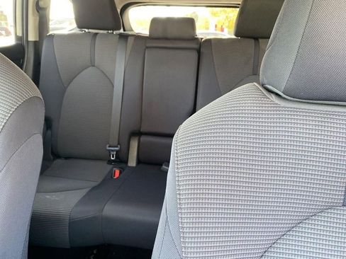 Used 2024 Toyota Highlander LE image 21