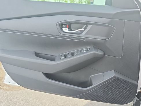 Used 2025 Honda Accord LX image 27