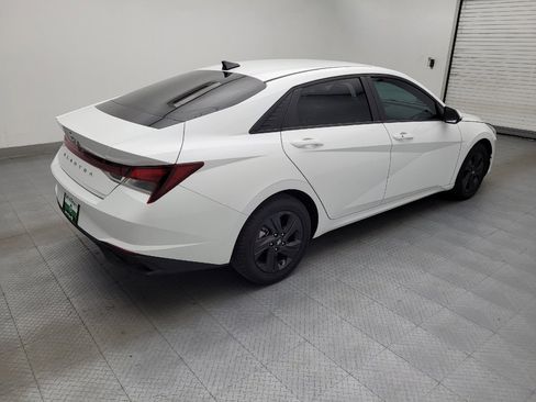Used 2022 Hyundai Elantra SEL FWD image 10