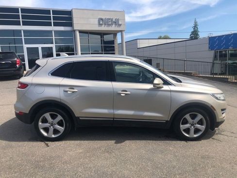 Used 2017 Lincoln MKC Premiere FWD image 7
