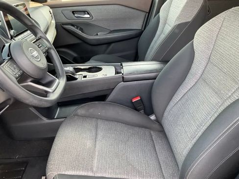Used 2021 Nissan Rogue SV FWD image 5