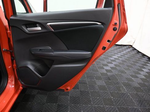 Used 2018 Honda Fit LX image 23