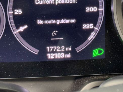 Used 2022 Porsche 911 Turbo image 27