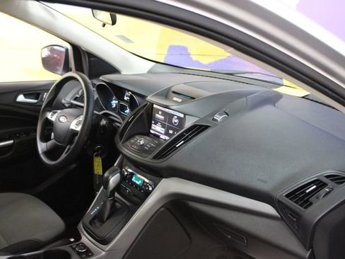 Used 2014 Ford Escape SE w/ Equipment Group 201A FWD image 12