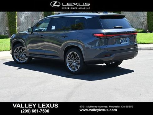 New 2026 Lexus TX 550h AWD Plug-In Hybrid image 4