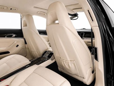Used 2014 Porsche Panamera S w/ Premium Package Plus RWD image 15