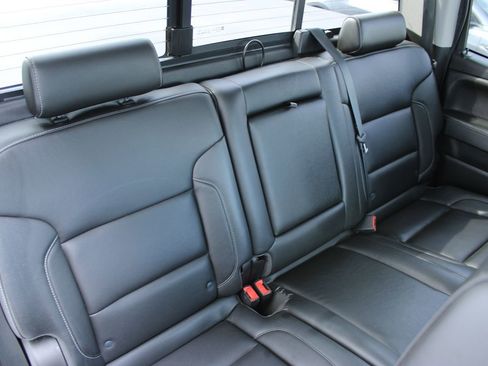 Used 2018 GMC Sierra 1500 SLT image 25