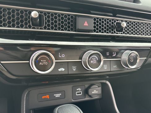 Certified 2023 Honda Civic LX image 20