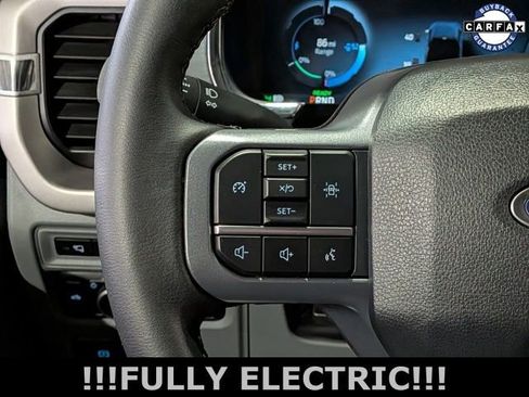 Used 2023 Ford F150 Lightning XLT image 39