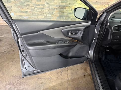 Used 2019 Nissan Murano SL w/ Cargo Package AWD/4WD image 11