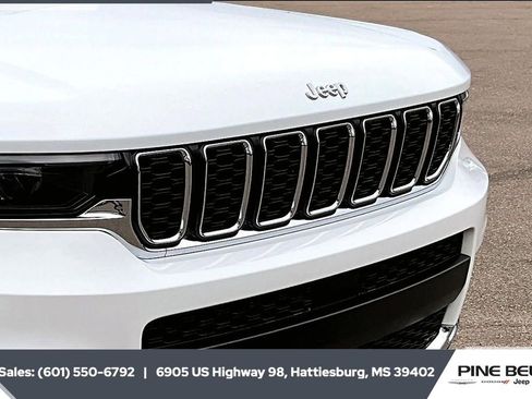 Used 2024 Jeep Grand Cherokee L Limited image 22