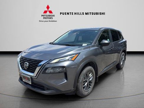 Used 2021 Nissan Rogue S FWD image 1