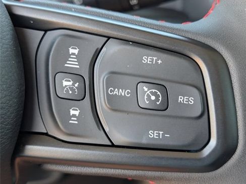 Used 2024 Jeep Wrangler Unlimited Rubicon w/ Technology Group AWD/4WD image 22