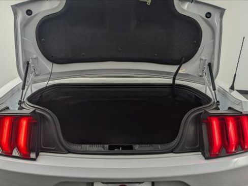 Used 2023 Ford Mustang Premium image 13