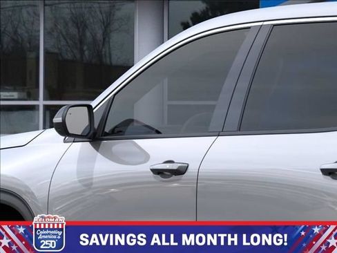 New 2026 Chevrolet Traverse LT w/ Driver Confidence Package AWD/4WD image 12