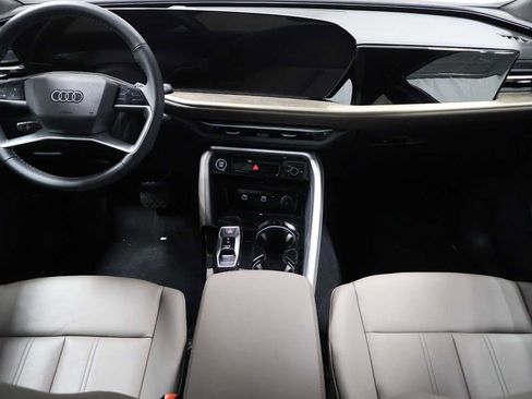 Certified 2025 Audi Q5 Premium w/ Convenience Package AWD/4WD image 21