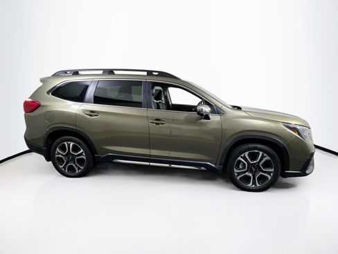 Used 2023 Subaru Ascent Limited w/ Technology Package image 4