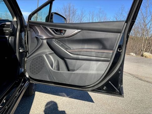 Used 2023 Subaru Crosstrek 2.5i Limited w/ Moonroof Package AWD/4WD image 11