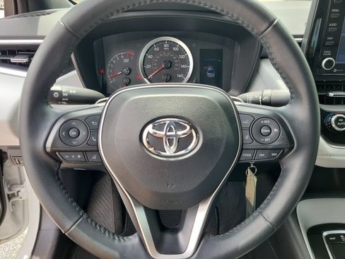 Used 2022 Toyota Corolla SE FWD image 18