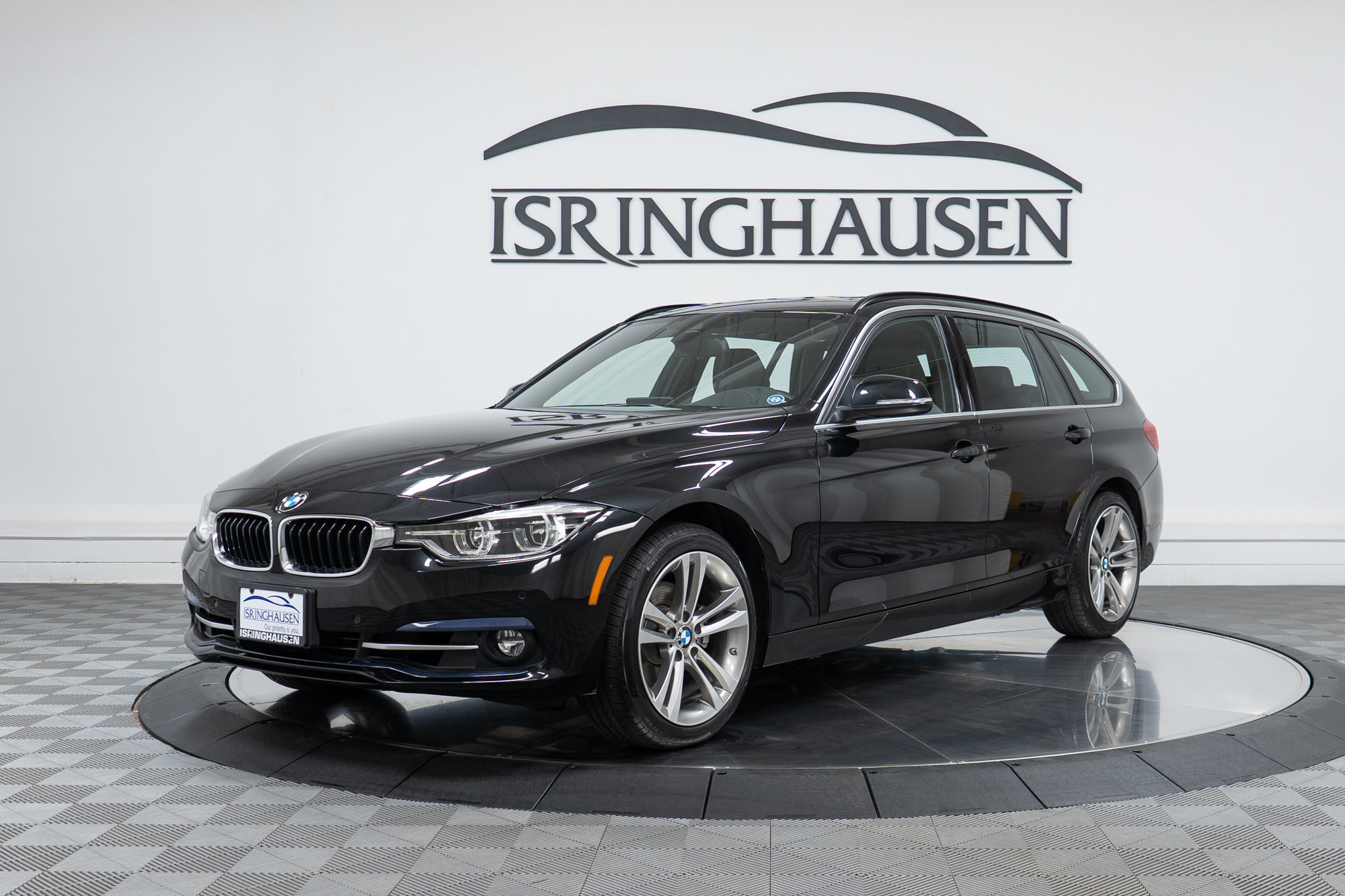 Used 2018 BMW 330i xDrive Wagon AWD/4WD image 1