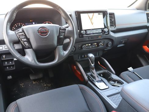 Used 2023 Nissan Frontier PRO-4X w/ Pro Convenience Package AWD/4WD image 4