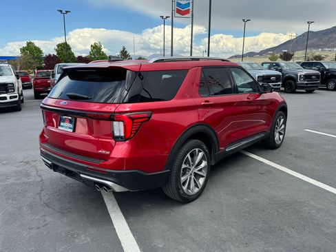 Certified 2025 Ford Explorer Platinum w/ Ultimate Package AWD/4WD image 6