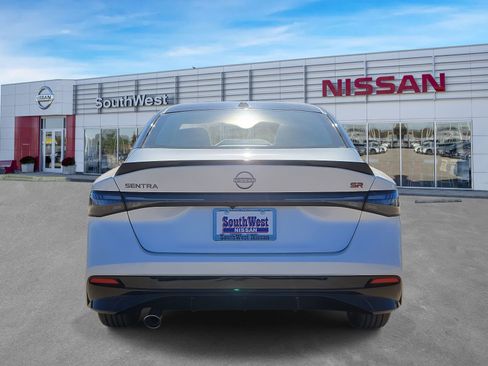 New 2026 Nissan Sentra SR w/ Floor Mat Package image 7