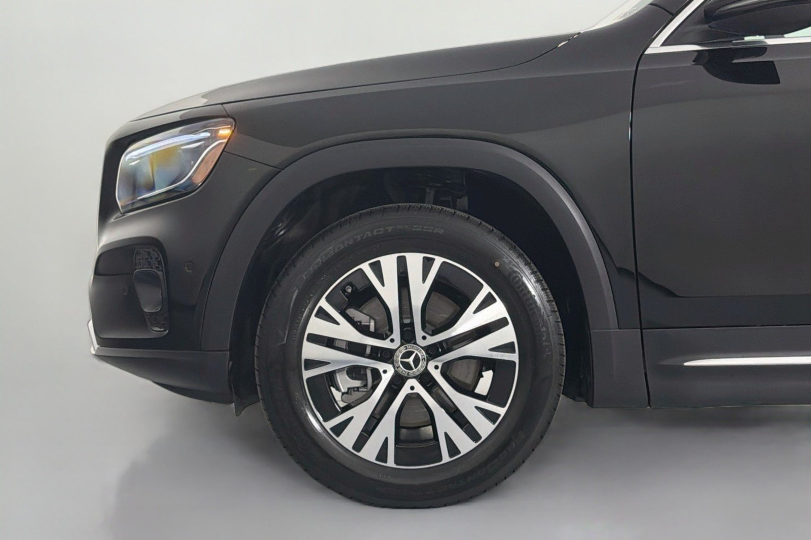 Used 2024 Mercedes-Benz GLB 250 4MATIC image 10