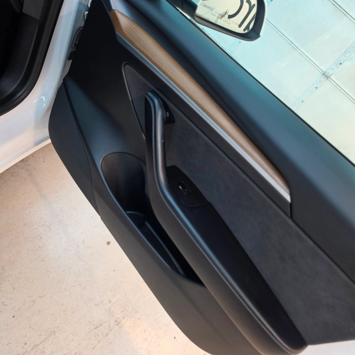 Used 2021 Tesla Model 3 Long Range AWD/4WD image 23