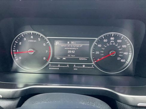 Used 2022 Kia Sorento S FWD image 24
