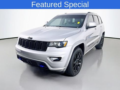 Used 2020 Jeep Grand Cherokee Altitude AWD/4WD image 1
