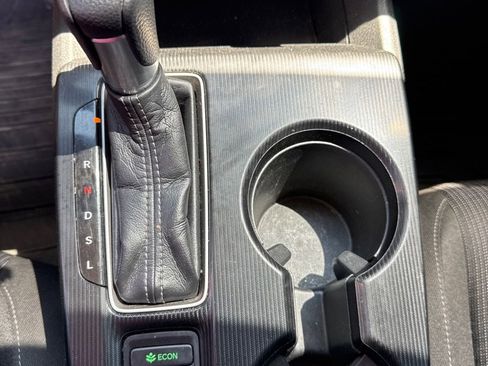 Used 2022 Honda Civic LX image 13