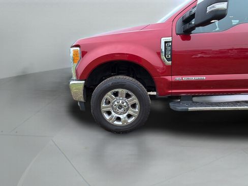 Used 2017 Ford F350 Lariat w/ Lariat Ultimate Package AWD/4WD image 32
