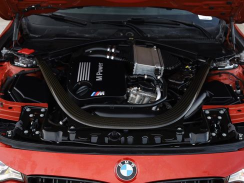 Used 2015 BMW M4 Coupe RWD image 11