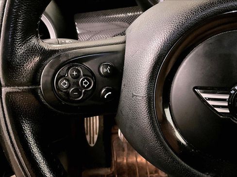 Used 2011 MINI Cooper S image 18