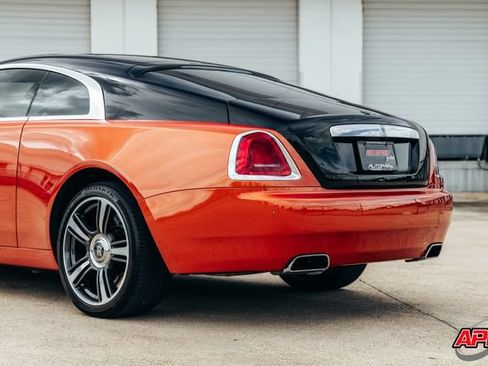 Used 2015 Rolls-Royce Wraith RWD image 56