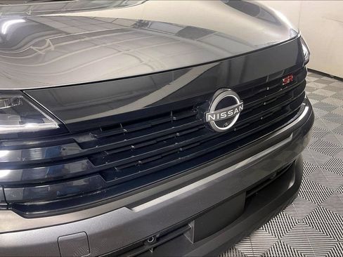 Used 2025 Nissan Kicks SR FWD image 34