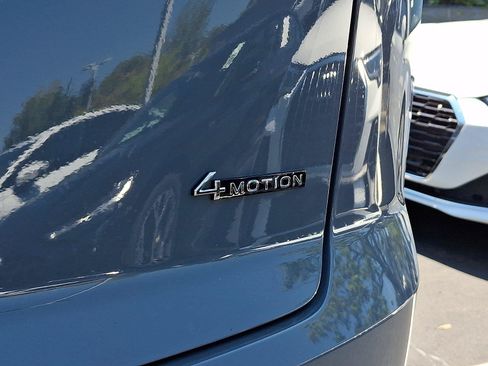 Used 2026 Volkswagen Atlas Cross Sport SEL Premium R-Line AWD/4WD image 34
