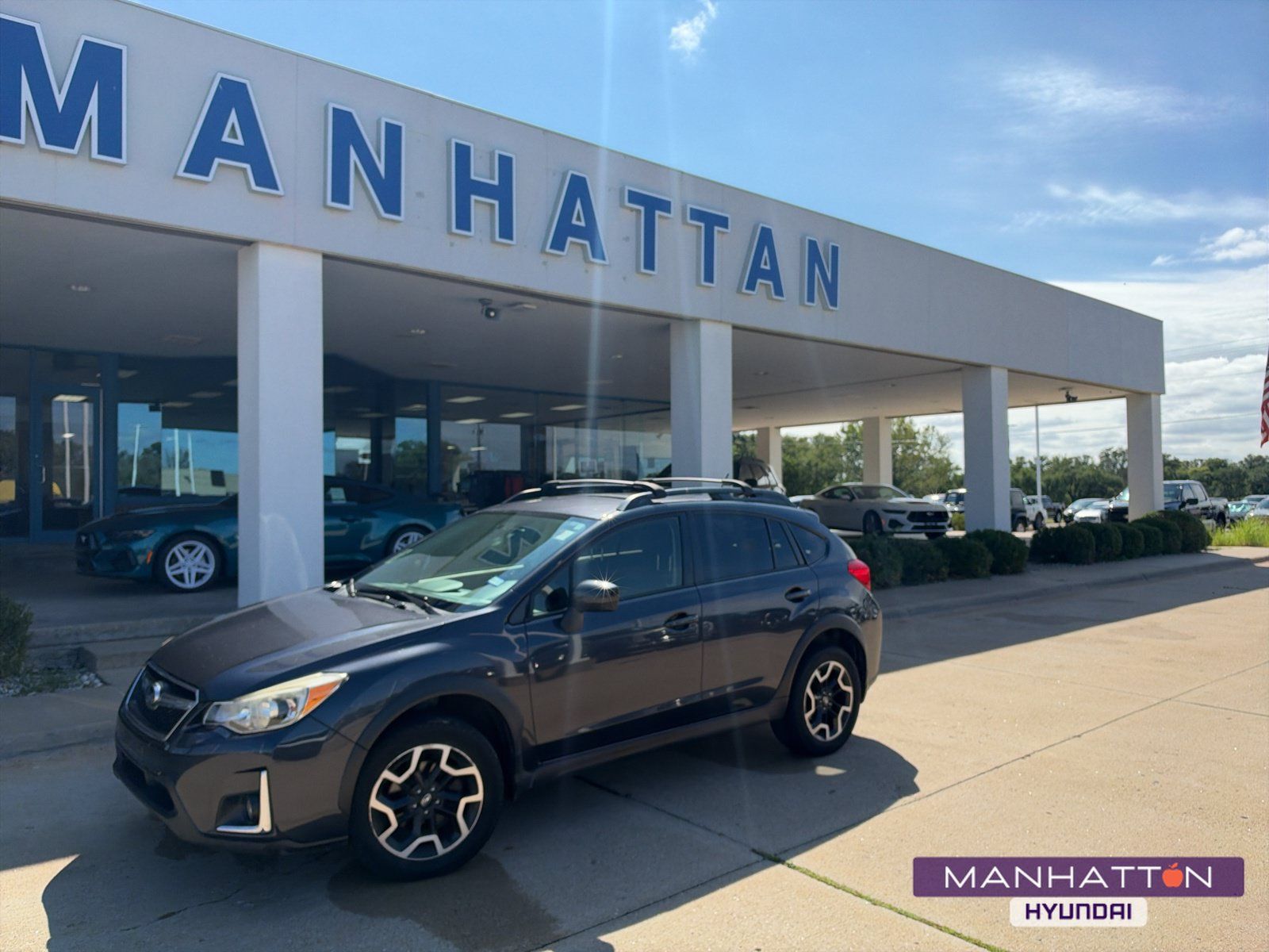 Used 2017 Subaru Crosstrek 2.0i Premium w/ Popular Package #2 AWD/4WD image 1