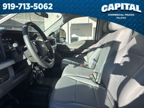 New 2026 Ford F250 XL w/ XL Chrome Package image 19