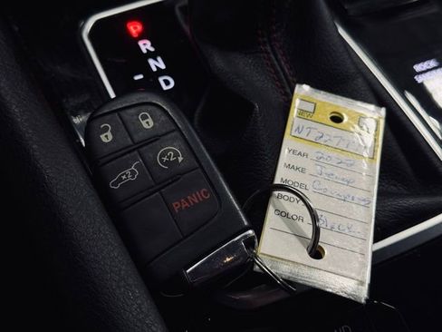 Used 2022 Jeep Compass Trailhawk w/ Trailhawk Elite Group image 40