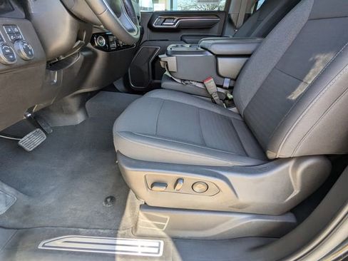 Used 2025 Chevrolet Silverado 1500 LT w/ Safety Package image 18